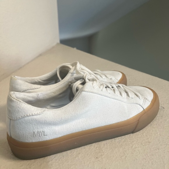 Madewell Shoes - MADEWELL White Canvas sneakers. 6.5‎
